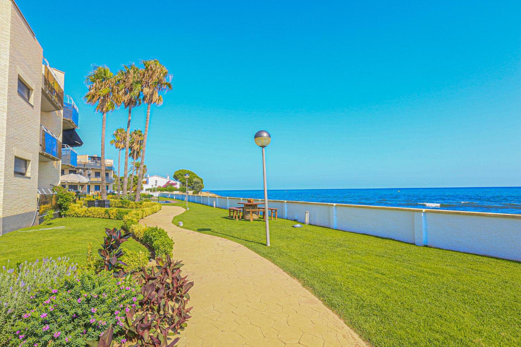 Di Mare Litoral Costa Dorada - Only Families Apartamento Mont-roig del Camp Exterior foto
