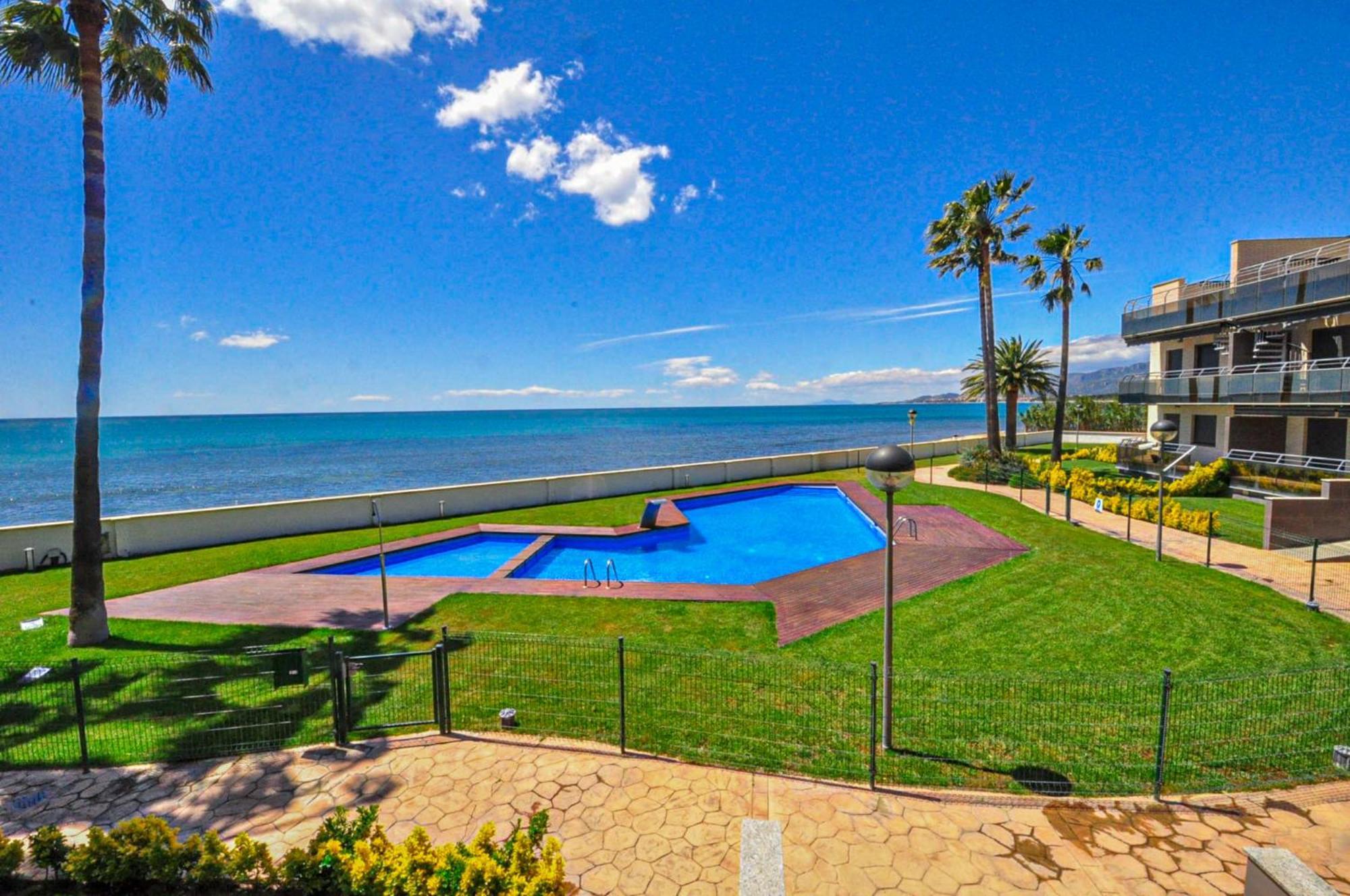 Di Mare Litoral Costa Dorada - Only Families Apartamento Mont-roig del Camp Exterior foto